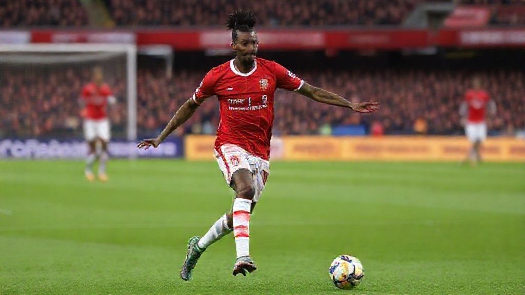 伊萨克利物浦生涯开局不顺：从纽卡英雄到安菲尔德质疑